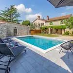 Courtyard Ivini By Interhome *