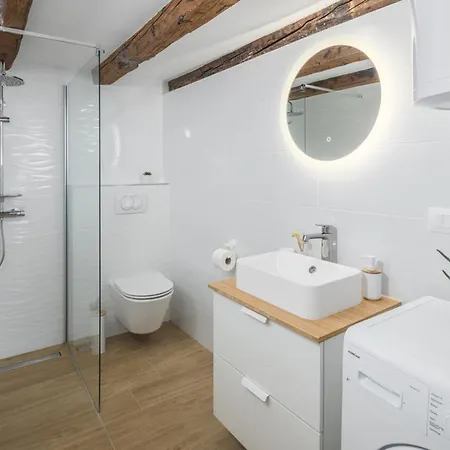 Courtyard Ivini By Interhome *