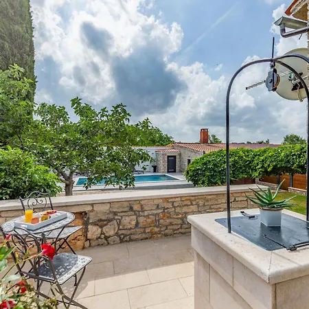 Courtyard Ivini By Interhome * Rovinjsko Selo