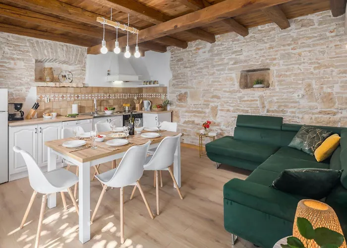 Courtyard Ivini By Interhome Vikendica Rovinjsko Selo