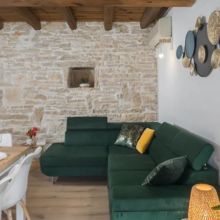 Courtyard Ivini By Interhome Tatil Evi