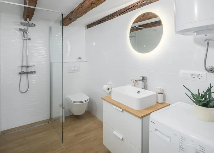 Courtyard Ivini By Interhome *