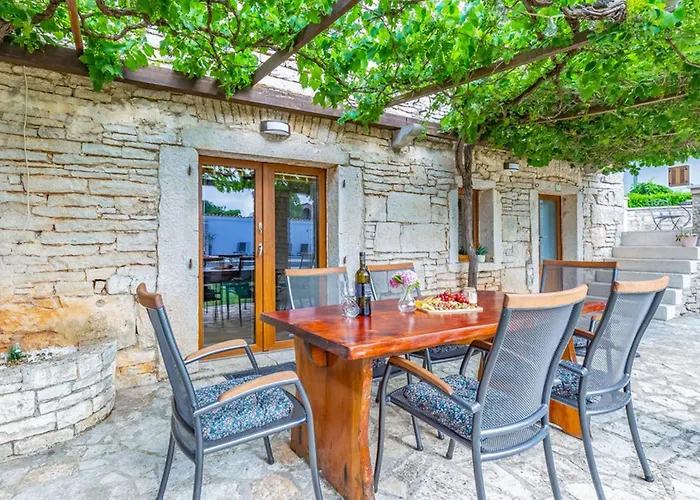 Courtyard Ivini By Interhome * Rovinjsko Selo